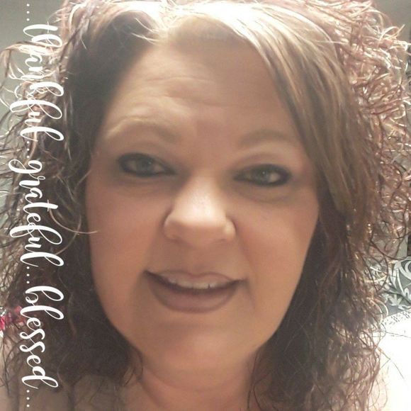 Meet your Posher, Freida - Picture 1 of 1